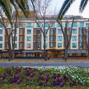 Dosso Dossi & Downtown מלון